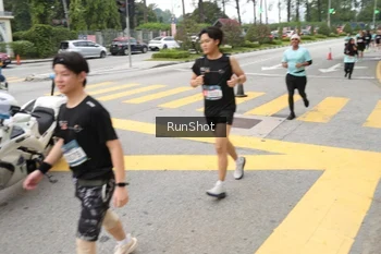 Runner Photo 4253650
