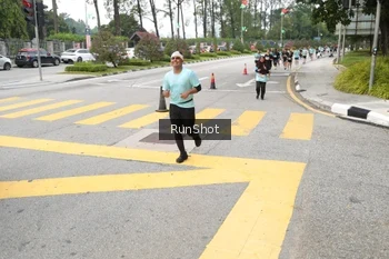 Runner Photo 4253659