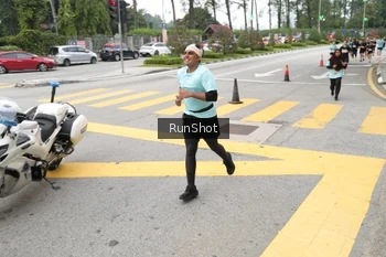 Runner Photo 4253660