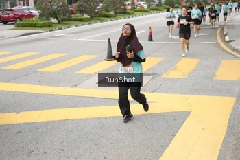 Runner Photo 4253668