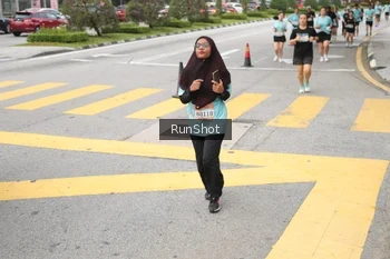 Runner Photo 4253682