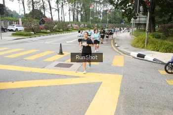 Runner Photo 4253689