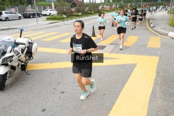 Runner Photo 4253694