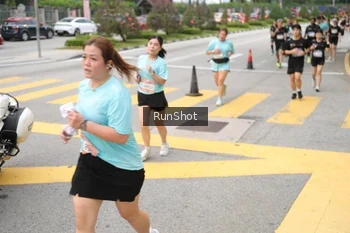 Runner Photo 4253706