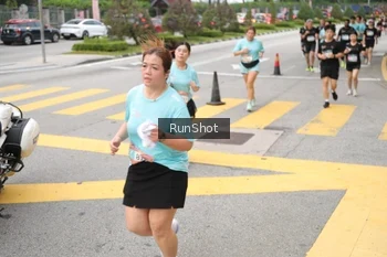 Runner Photo 4253709