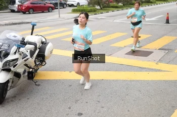 Runner Photo 4253714