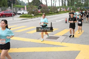 Runner Photo 4253726