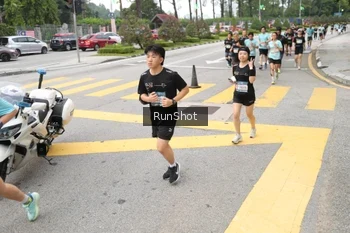 Runner Photo 4253739