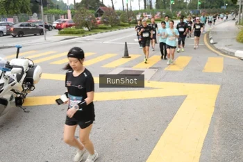 Runner Photo 4253748