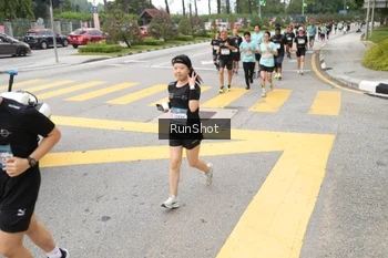 Runner Photo 4253749