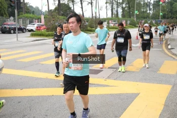 Runner Photo 4253764