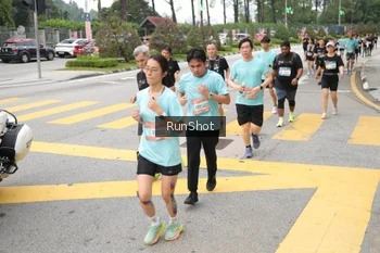 Runner Photo 4253766