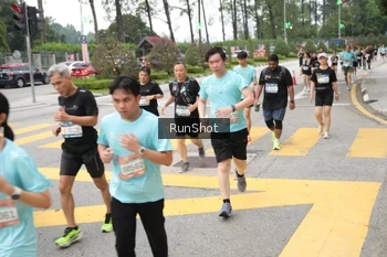 Runner Photo 4253768