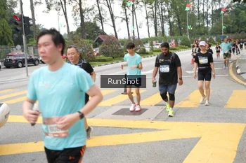 Runner Photo 4253772