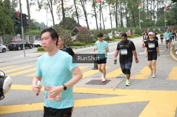 Runner Photo 4253773