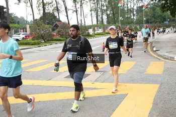 Runner Photo 4253783