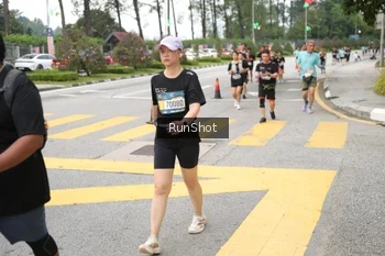 Runner Photo 4253788
