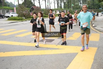 Runner Photo 4253799
