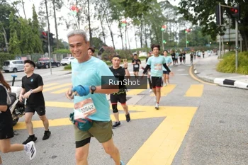 Runner Photo 4253807