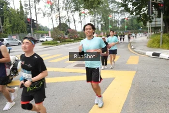 Runner Photo 4253818