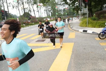 Runner Photo 4253822