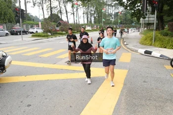 Runner Photo 4253839
