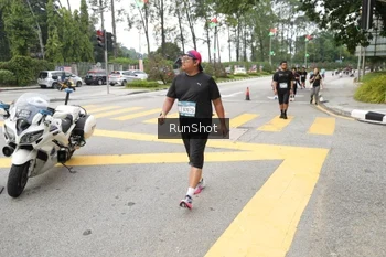 Runner Photo 4253852