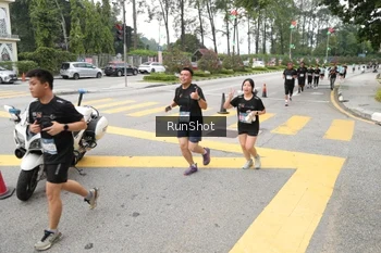 Runner Photo 4253855