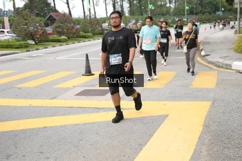 Runner Photo 4253857