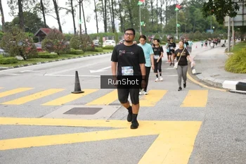 Runner Photo 4253858