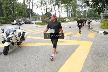 Runner Photo 4253864