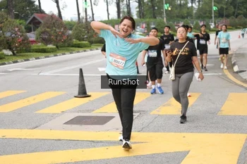 Runner Photo 4253865