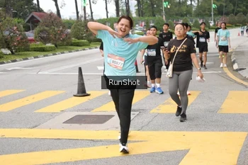 Runner Photo 4253866