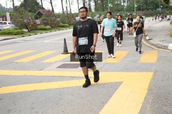 Runner Photo 4253869