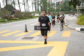 Runner Photo 4253870
