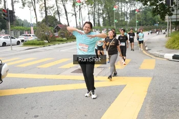 Runner Photo 4253872