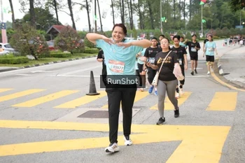 Runner Photo 4253874