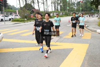 Runner Photo 4253892