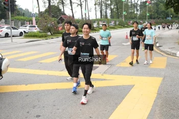 Runner Photo 4253893