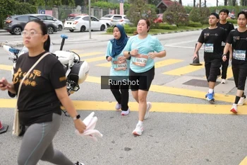 Runner Photo 4253895