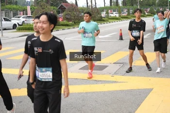 Runner Photo 4253902