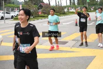 Runner Photo 4253905