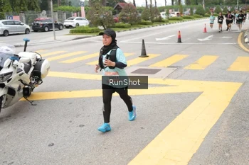 Runner Photo 4253943