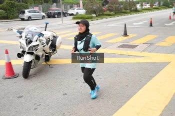 Runner Photo 4253948