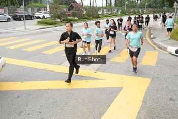 Runner Photo 4253956