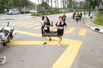 Runner Photo 4253973