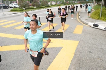 Runner Photo 4253974