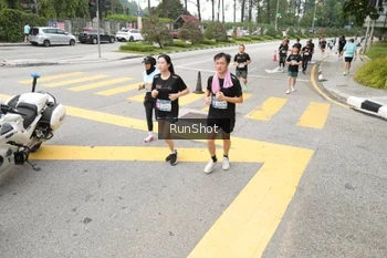Runner Photo 4253985