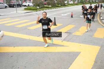 Runner Photo 4253990