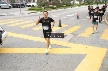Runner Photo 4253995